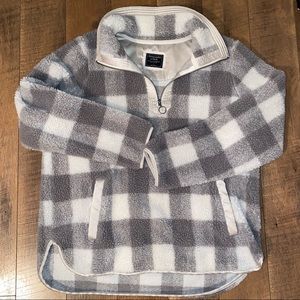 Abercrombie & Fitch Womens Pullover